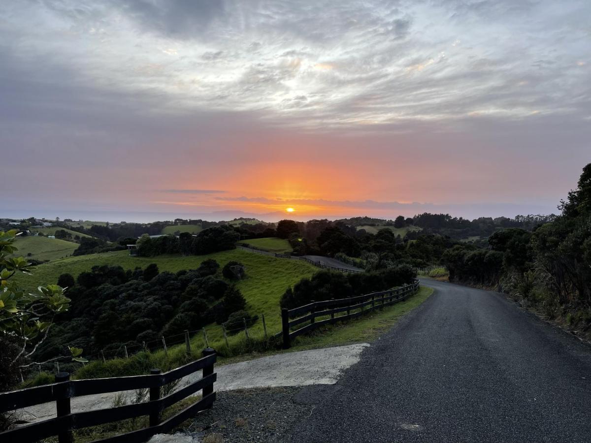 Matapouri & Tutukaka Spectacular Coastal Views- Aroha Luxury Guest Suite Extérieur photo